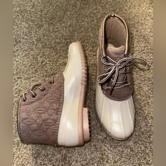 Magellan Outdoors Shoes - magellan outdoors duck boot shoes sz 9